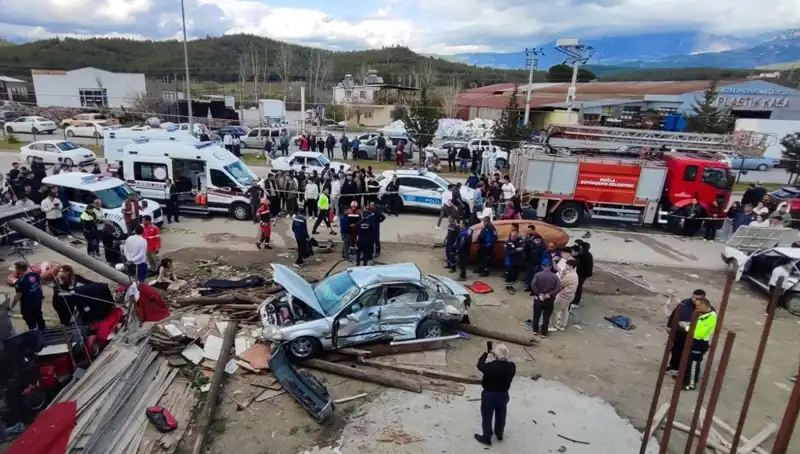 Bayram Tatilinde Türkiye'nin Acı Bilançosu: 57 Can Kaybı ve Binlerce Yaralı