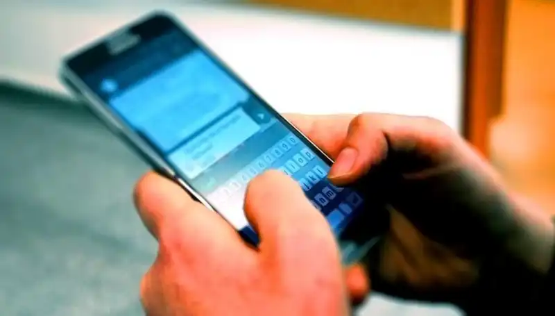Yargıtay'dan Çarpıcı Karar: Üst Üste Mesaj Atana 1500 Lira Ceza Verilecek