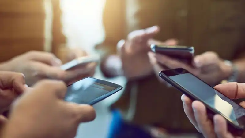 Oppo A5 Pro 4G Tanıtıldı: Dayanıklı ve Uygun Fiyatlı Akıllı Telefon