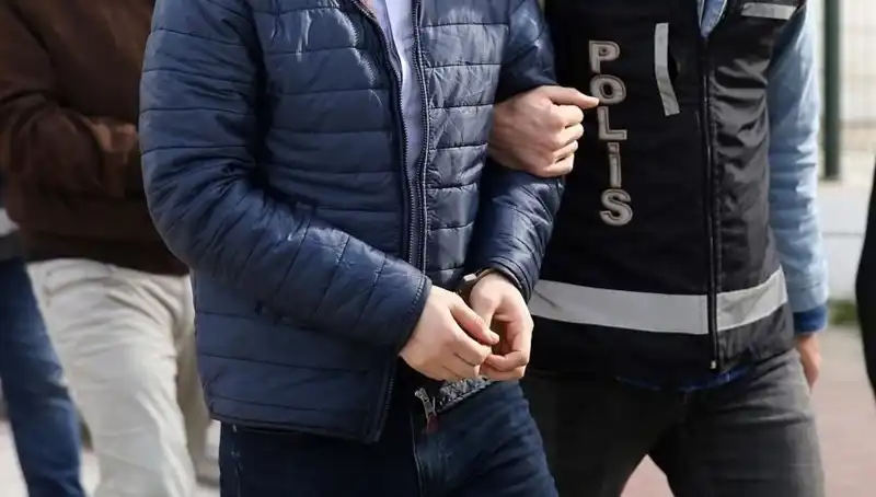 Hırsızlık Çetesi Suçüstü Yakalandı: 5 Gözaltı ve Tutuklama Şoku