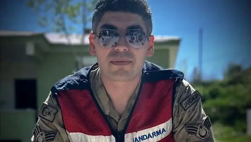 Kadir Astsubay Halı Saha Maçında Yaşamını Yitirdi: Acı Verici Detaylar