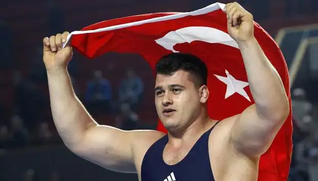 Milli Güreşçi Rıza Kayaalp’e İnanılmaz Ceza: 4 Yıl Men!
