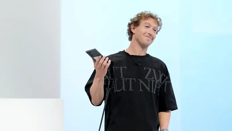 Zuckerberg'in Gizli Yapay Zeka Projeleri: 100 Milyon Dolarlık Beyin Avı