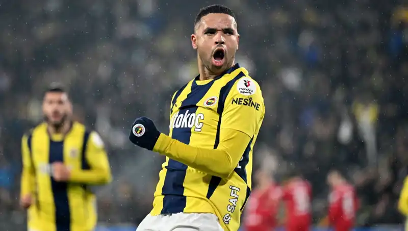 Fenerbahçe'de Büyük Golcü Takası: Takımın Geleceği İçin Yeni Bir Dönem Başlıyor!