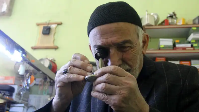 58 Yıllık Dükkan: Zamanı Durduran Usta ve Onun Hikayesi