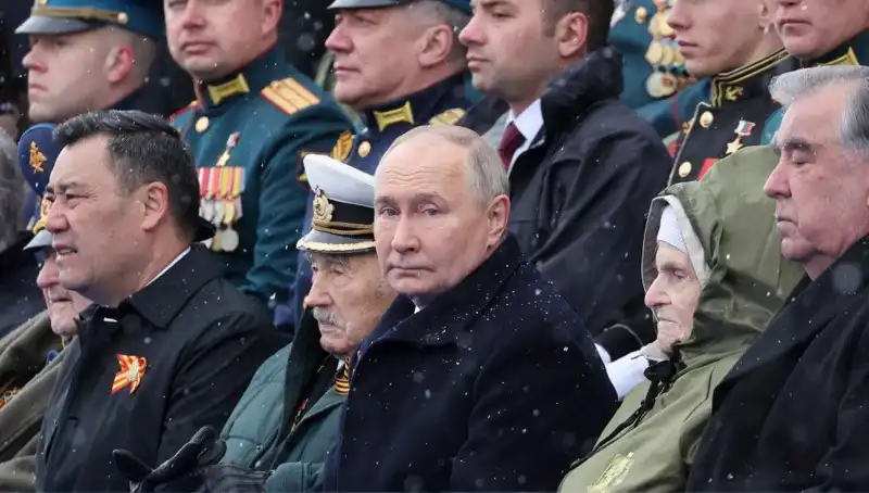 Rus Ordusunun Genişlemesi: Putin'den Tarihi Bir Askeri Hamle