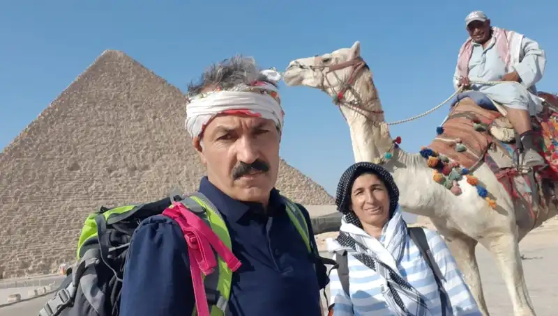 Şırnaklı Çiftin İnekleriyle 6 Kıtada Gezi Serüveni