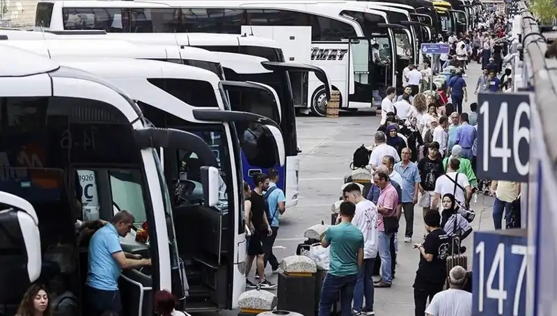 İstanbul’u Terk Edenlerin Sayısı Yükseliyor: 369 Bin Kişi Aynı Yıl İçinde Şehri Terk Etti