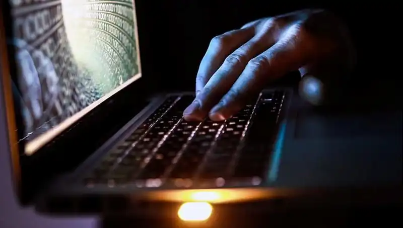 Ev Sahibi Flört Uygulamalarında Kiracının Numaranı Paylaştı: Şok Edici Tuzak!