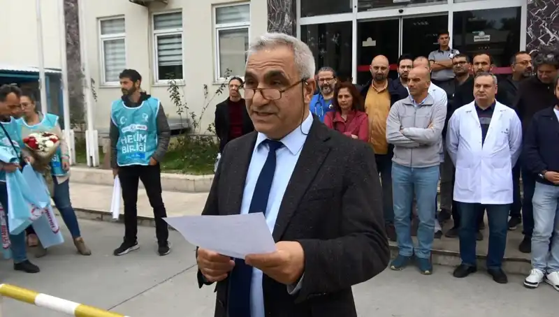 Antalya’da Sağlık Çalışanları Saldırılara Karşı İş Bıraktı: Gergin Gelişmeler