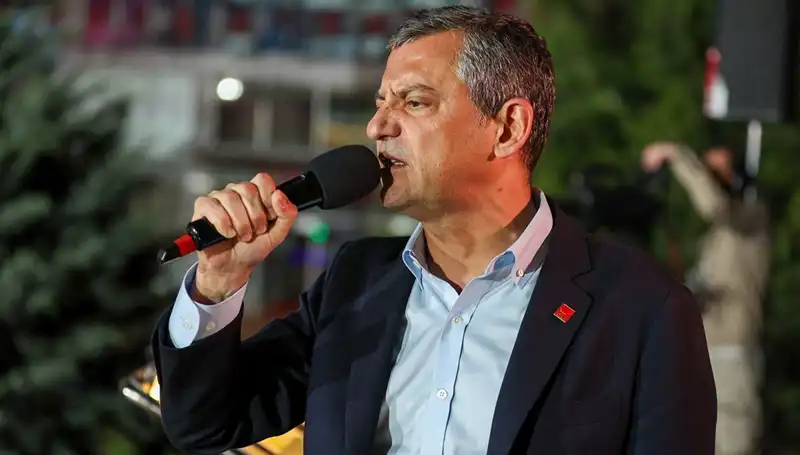 Özgür Özel, CHP'nin Susturulamayacağını Provokasyonla İfade Etti