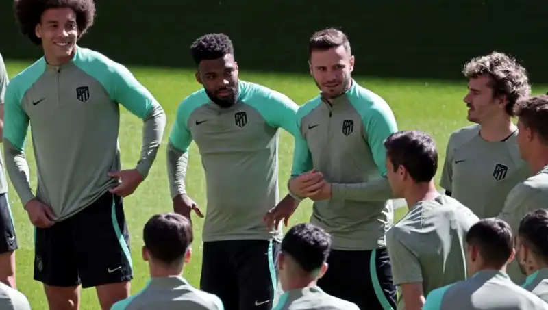 Chelsea ve Sevilla'nın Eski Yıldızı Türkiye Ligi'ne Adım Atıyor!