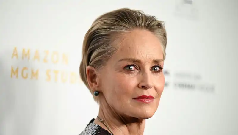 Sharon Stone’un Anne Kaybı: Sosyal Medyada Duyurduğu Acı Haber
