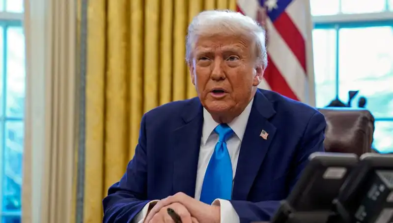 Trump’tan Kritik Açıklama: Tarife Muafiyeti Yok, Ekonomik Dengeyi Koruma Vurgusu