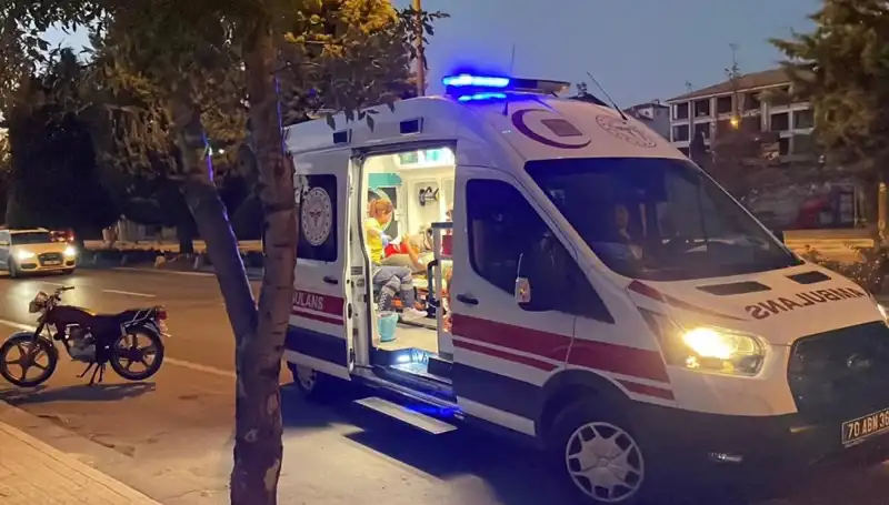 Otomobilin Çarptığı Motosikleti 70 Metre Sürüklemesi Şok Etti!