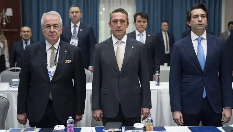 Fenerbahçe'de İmza Sayısı Rekor Kırdı: İşte Detaylar!
