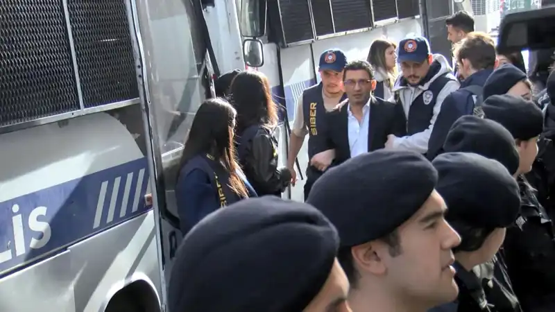 Flash Haber TV’ye El Koyulmasının Ardından Payfix Operasyonunda 29 Şüpheli Adliyeye Sevk Edildi