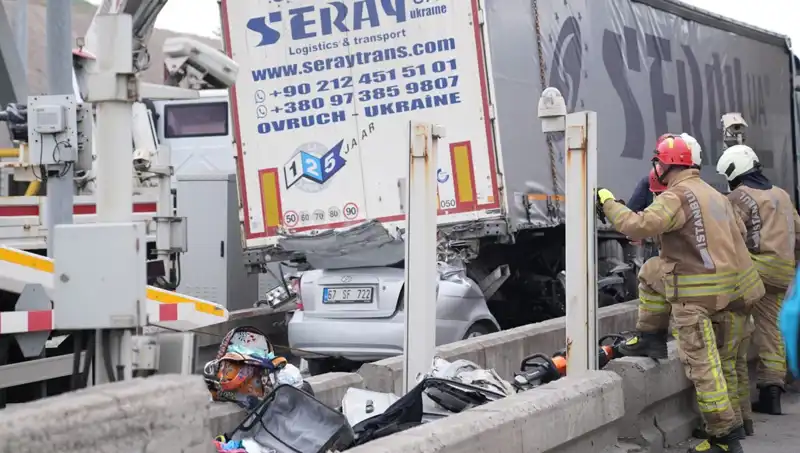 Bayram Tatilinde Üzgün Haber: Trafikte 72 Can Kaybı Yaşandı