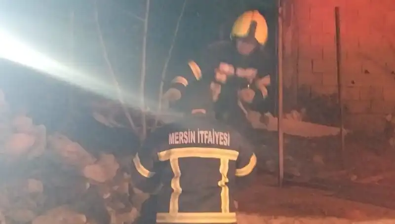 Ortaya Çıkan Yangında Yaşlı Adam Hayatını Kaybetti: Aile ve Komşuları Şokta