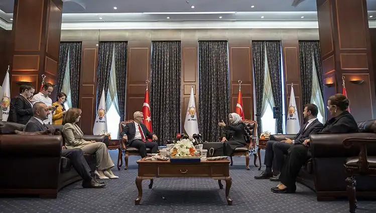 AK Parti Bayramlaşma Programı: CHP Neden Davet Edilmedi?