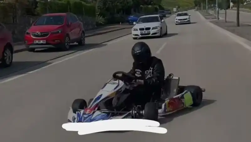 Go-Kart Sürücüsünden Şaşırtan Drift Performansı: Tehlikeli Anlar Yaşandı!