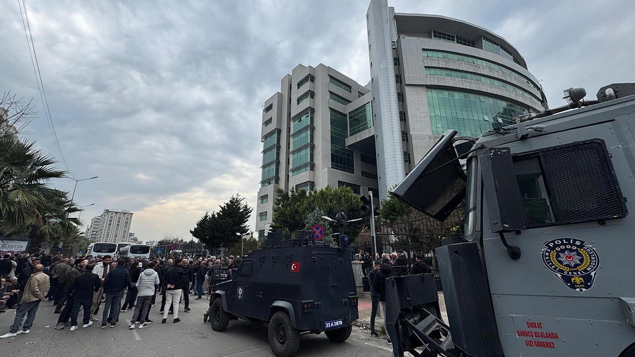 Akdeniz Belediye Başkanı Sarıyıldız'a görevlendirme
