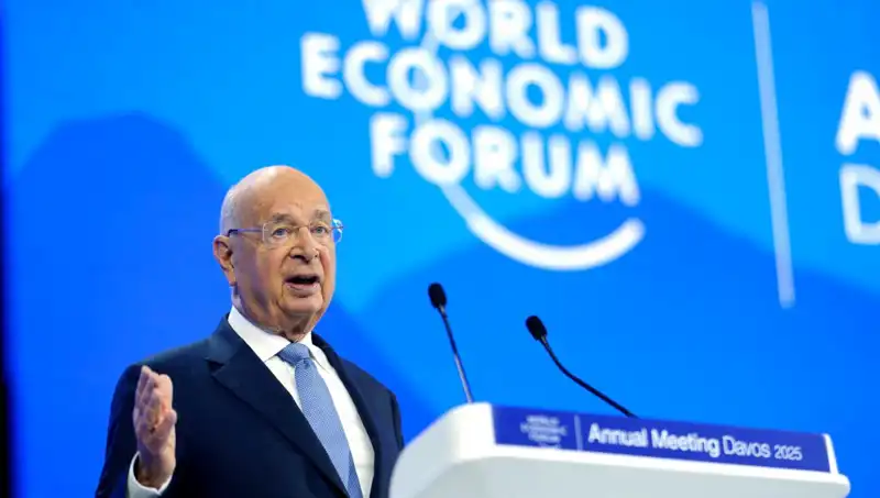 Davos'un Kurucusu Klaus Schwab Görevinden Ayrıldı: Sebepler ve Etkileri Neler?