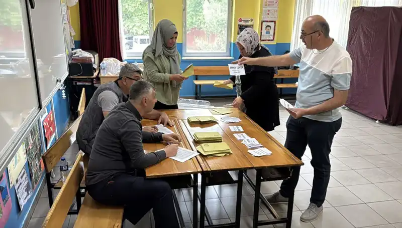 Türkiye'nin 405 Mahallesi ve Köyünde Muhtar Seçimleri Gerçekleşti