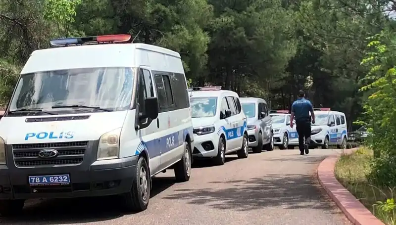 Karabük'te Gizemli Ölüm: Ağaca Asılı Ceset Şoku!