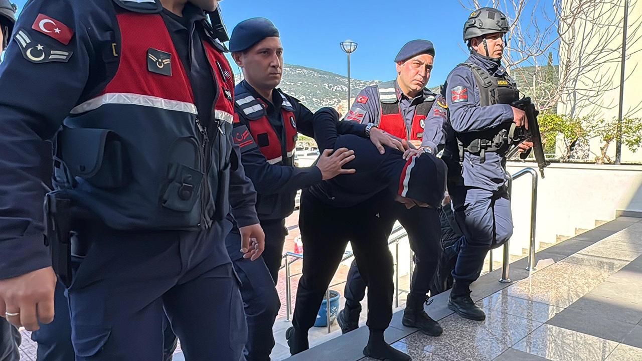 Interpol'dan Kırmızı Bültenle Aranan Kişi Bodrum'da Yakalandı