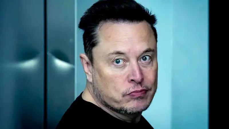 Elon Musk’ın En Büyük Korkusu Gerçek Oluyor: Yapay Zeka İnsanı Tehdit Mi Ediyor?