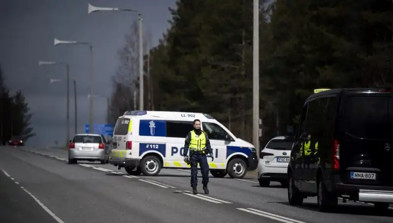 Finlandiya'da Okulda Bıçaklı Saldırı! 3 Öğrenci Yaralandı, Şüpheli Yakalandı