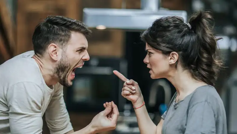 En Çok Yapılan 7 Flört Hatası: Psikologların Uyarılarıyla Dikkatli Olun!