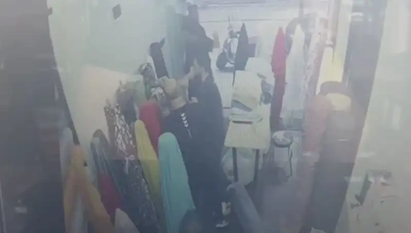 ** Döverek Öldürdüler: Sanıkların Yargılandığı Davada Dikkat Çeken Gelişmeler**