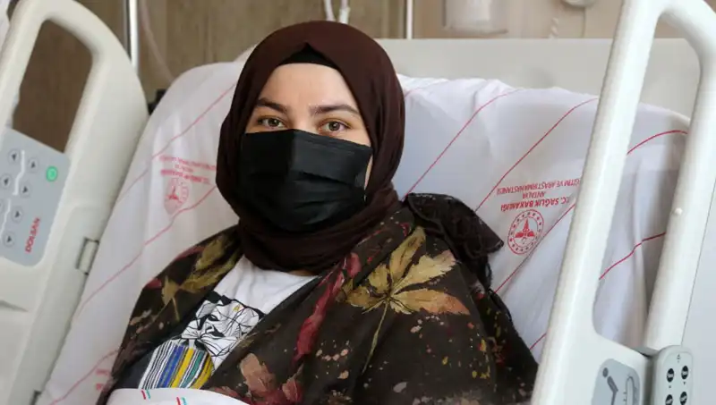 Bitki Çayları: Karaciğer Hasarına Yol Açarak Nakil Gereksinimi Doğurdu