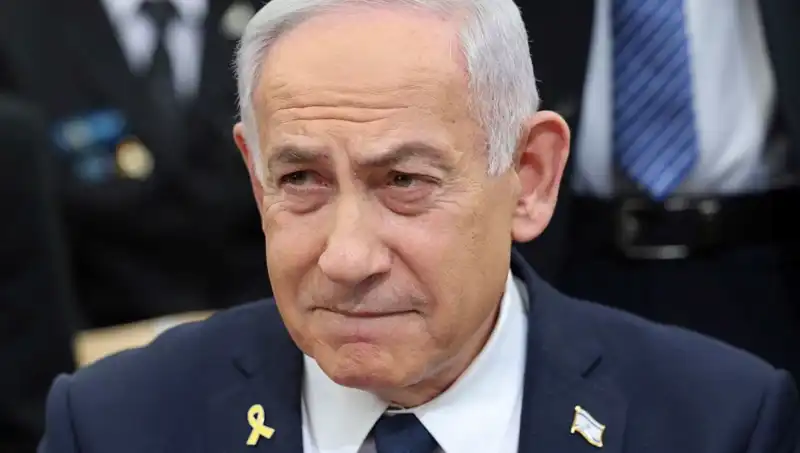 Netanyahu ve Zamir'in Kabine Toplantısındaki Kargaşa Medyada Gündem Yarattı