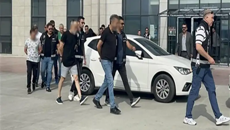 36 Bin Kişiye 'Hayal' Satıp 10 Milyar Lira Dolandırdılar: Turizm Firmasıyız Dedikleri Olayın Ardındaki Gerçekler