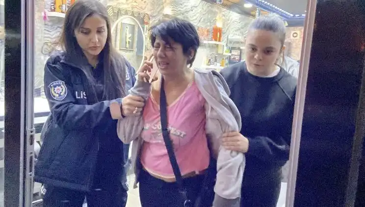Polise "Köpek" Deyip İten Kadın Hakkında Adli Soruşturma Başlatıldı