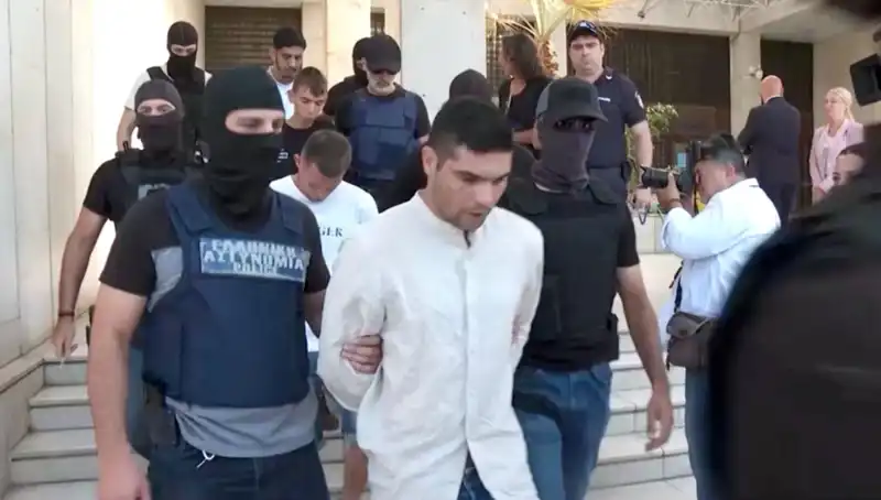 Atina’da Dehşet: Cinayetle Sarsılan Üniversite Ortamında Beş Gözaltı