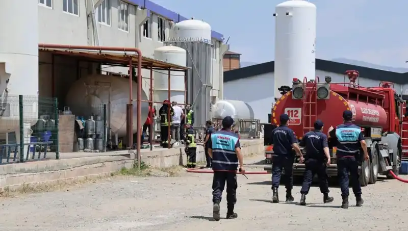 Elazığ'daki Gaz Dolum Tesisinde Şok Edici Patlama: Bilgiler Geliyor!