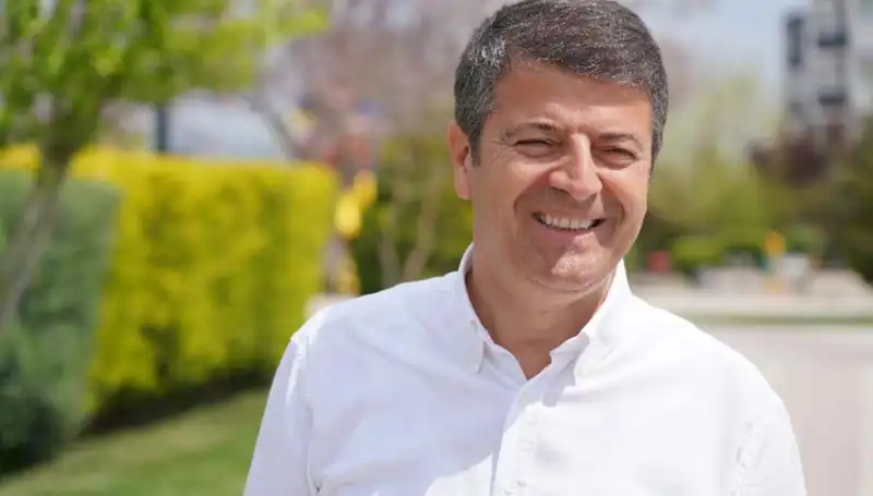 Abdurrahman Tutdere: Adıyaman'ın Yenilikçi Belediye Başkanı Kimdir?