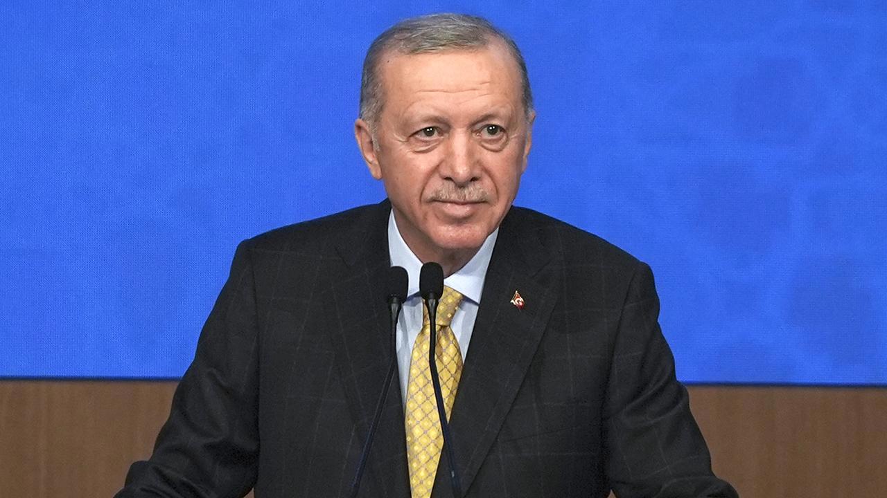 Cumhurbaşkanı Erdoğan: Depremzedelere Yeni Konutlar Yıl Sonuna Kadar Teslim Edilecek