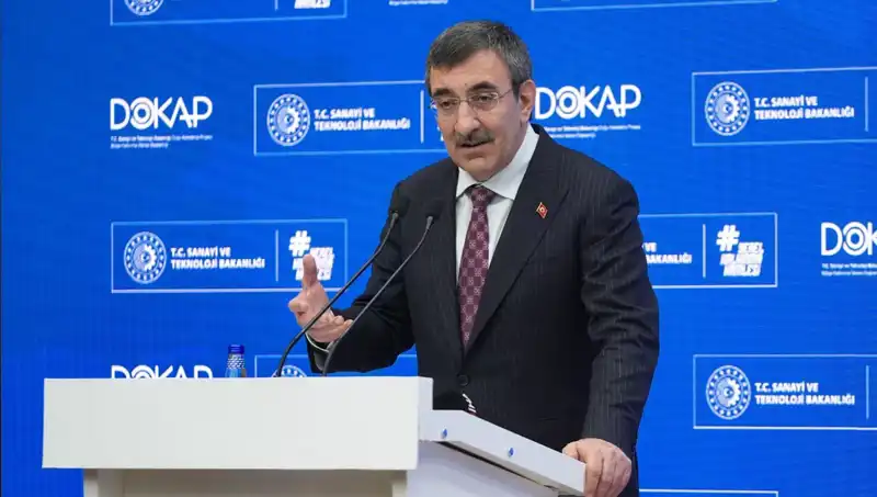 Cevdet Yılmaz'dan Çarpıcı Ekonomi Açıklamaları: Enflasyonla Mücadelede Yeni Stratejiler