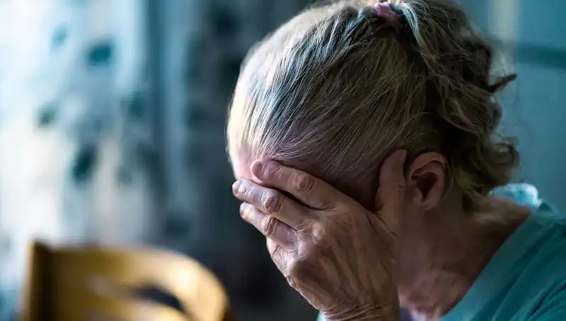 Alzheimer’a Yol Açan Alışkanlıklar: Nöroloji Uzmanı Profesör Açıkladı