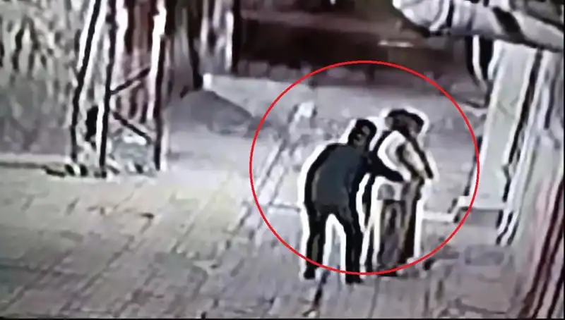 Polislerden Farklı Bir Operasyon: Kapkaççılara Pazarcı ve Simitçi Kılığıyla Müdahale