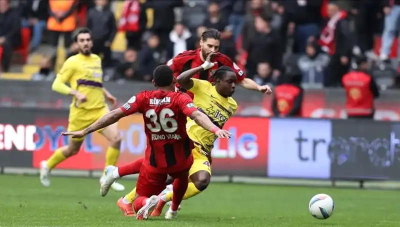 Milli Ara Sona Erdi: Süper Lig Heyecanı Tekrar Başlıyor!
