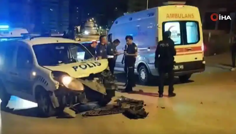 Ankara’da Hafif Ticari Araç ile Polis Aracı Çarpıştı: Olayın Detayları Neler?