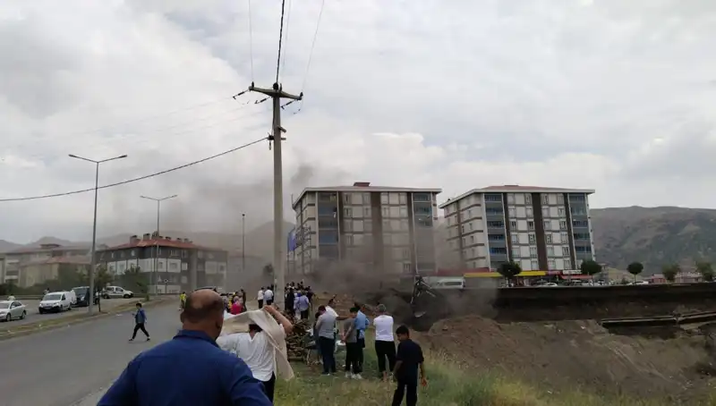 Bitlis'te Doğalgaz Hattında Patlama: Hayat Durma Noktasında