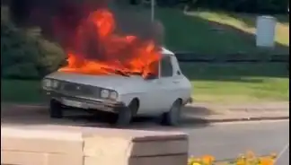 Meclis Önünde Beyaz Toros Yangını: ÖTV İndirimi Talepli Protesto