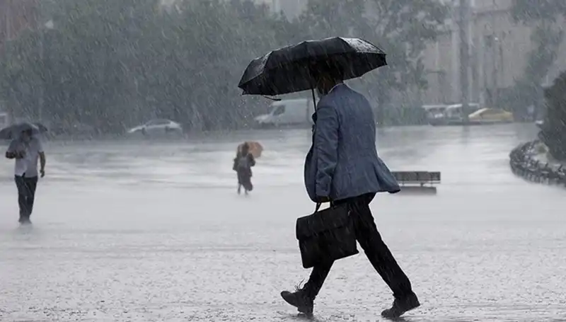 Meteoroloji'den Ülke Genelinde Sağanak ve Kuvvetli Yağış Uyarısı